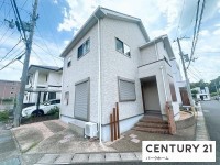 滋賀県草津市を中心とした不動産売買のセンチュリー21 パークホーム｜スタッフのオススメ物件や、オープンハウス・現地説明会など最新情報をお届け 全居室6帖以上＆全居室収納！4LDK！角地！閑静な住宅地！駐車場有！