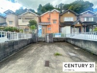 滋賀県草津市を中心とした不動産売買のセンチュリー21 パークホーム｜スタッフのオススメ物件や、オープンハウス・現地説明会など最新情報をお届け 並列駐車2台可！敷地42.66坪！4LDK！各階にトイレ有！南庭あり！