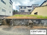 滋賀県草津市を中心とした不動産売買のセンチュリー21 パークホーム｜スタッフのオススメ物件や、オープンハウス・現地説明会など最新情報をお届け 建築条件無！南東向き！更地！お好きな建築会社で建築できます！資材置き場としても◎
