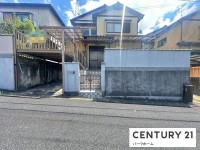 滋賀県草津市を中心とした不動産売買のセンチュリー21 パークホーム｜スタッフのオススメ物件や、オープンハウス・現地説明会など最新情報をお届け 5DK＋納戸！全居室6帖以上！二間続きの本格和室！閑静な住宅地！ワンボックス駐車可！
