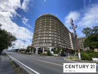 滋賀県草津市を中心とした不動産売買のセンチュリー21 パークホーム｜スタッフのオススメ物件や、オープンハウス・現地説明会など最新情報をお届け 琵琶湖畔のリゾートマンション！2026年7月リフォーム完了！ペット飼育可！南東向き！別荘としても◎