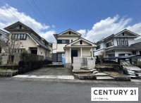 滋賀県草津市を中心とした不動産売買のセンチュリー21 パークホーム｜スタッフのオススメ物件や、オープンハウス・現地説明会など最新情報をお届け 内外装フルリノベーション！駐車2台可！広々3LDK！閑静な住宅街！