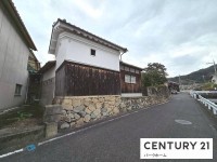 滋賀県草津市を中心とした不動産売買のセンチュリー21 パークホーム｜スタッフのオススメ物件や、オープンハウス・現地説明会など最新情報をお届け 建築条件無！土地285.96坪！バス停徒歩2分！お好きな建築会社で建築できます！