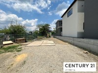 滋賀県草津市を中心とした不動産売買のセンチュリー21 パークホーム｜スタッフのオススメ物件や、オープンハウス・現地説明会など最新情報をお届け 建築条件無！土地約60坪！二世帯住宅も可能な広さ！前道幅員約6ｍ！お好きな建築会社で建築できます！
