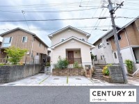 駐車2台可！2026年6月 リノベーション！土地約51.63坪！前道幅員6ｍ！4LDK！全居室収納！