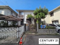 滋賀県草津市を中心とした不動産売買のセンチュリー21 パークホーム｜スタッフのオススメ物件や、オープンハウス・現地説明会など最新情報をお届け 敷地46.86坪！3LDK＋納戸！各階にトイレ有！駐車場付き！スーパー・コンビニ近く！