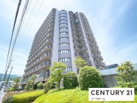滋賀県草津市を中心とした不動産売買のセンチュリー21 パークホーム｜スタッフのオススメ物件や、オープンハウス・現地説明会など最新情報をお届け 分譲車庫付き！8階部分角部屋！眺望良好！南向き！2020年リフォーム！