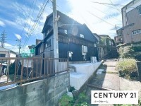 滋賀県草津市を中心とした不動産売買のセンチュリー21 パークホーム｜スタッフのオススメ物件や、オープンハウス・現地説明会など最新情報をお届け JR大津駅歩6分！フルリノベーション済！好立地の2階建て！
南向き・3面採光！角地！全居室エアコン付