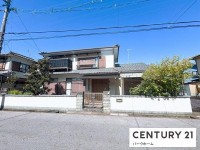 滋賀県草津市を中心とした不動産売買のセンチュリー21 パークホーム｜スタッフのオススメ物件や、オープンハウス・現地説明会など最新情報をお届け 駐車3台可！全居室6帖以上！7LDK！2012年大規模リフォーム済！買い物施設近く生活至便！