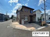 滋賀県草津市を中心とした不動産売買のセンチュリー21 パークホーム｜スタッフのオススメ物件や、オープンハウス・現地説明会など最新情報をお届け 駐車3台可！セキスイハイム施工の家！南東角地！オール電化住宅！
2026年9月　リフォーム済
