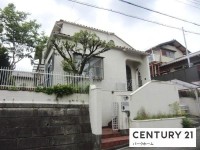 滋賀県草津市を中心とした不動産売買のセンチュリー21 パークホーム｜スタッフのオススメ物件や、オープンハウス・現地説明会など最新情報をお届け カーポート付！敷地59.43坪！全居室6帖以上の5DK！サンルーム有！スーパー徒歩圏内！