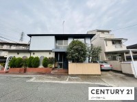 京阪粟津駅歩12分！土地53.49坪！5ＬＤＫ＋店舗！閑静な住宅地！
周辺には日常の生活に必要な施設が揃ってます

