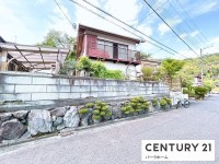 オーナーチェンジ！オール電化住宅！2020年04月　電気温水器交換！
現地は高台。たっぷり入る日差しを満喫してください

